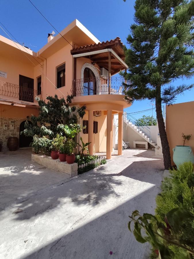 Anemi Villa Kamilari Bagian luar foto