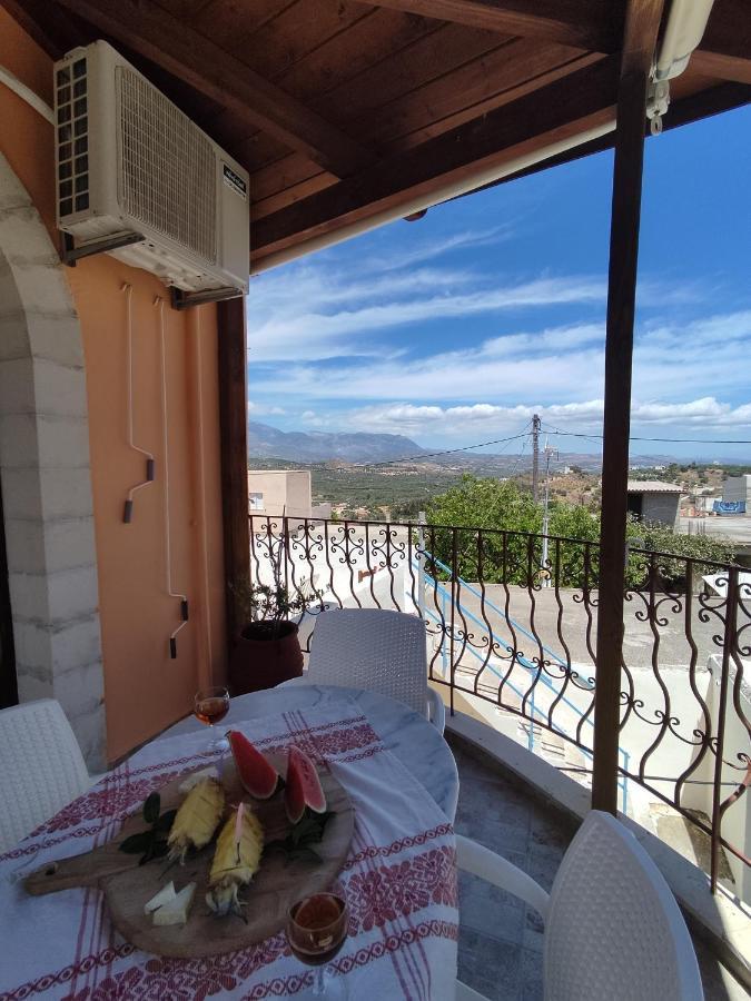 Anemi Villa Kamilari Bagian luar foto