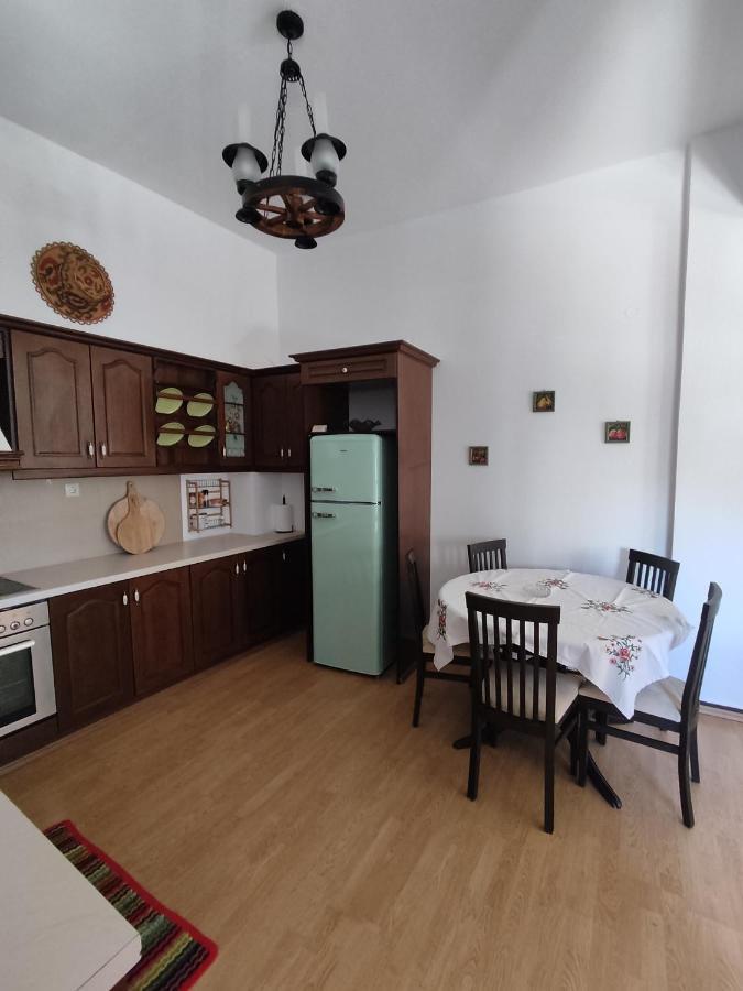Anemi Villa Kamilari Bagian luar foto